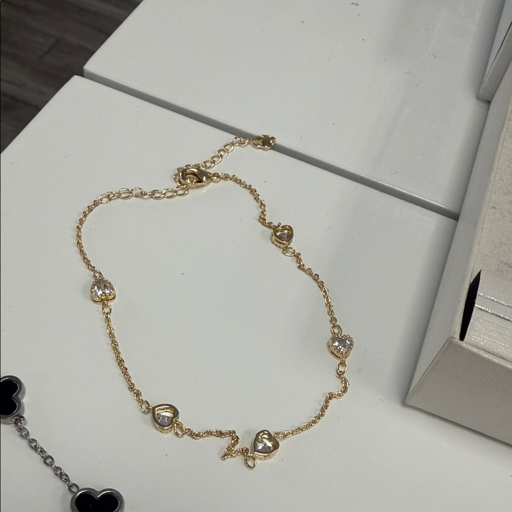 Gold Heart adjustable bracelet/ Anklet - Women's Jewelry